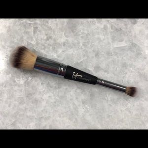 IT Cosmetics Heavenly Luxe #7 Brush